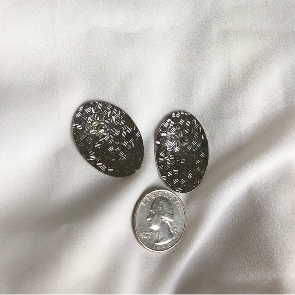 Vintage Cloisonné Cat Earrings - Picture 5 of 5